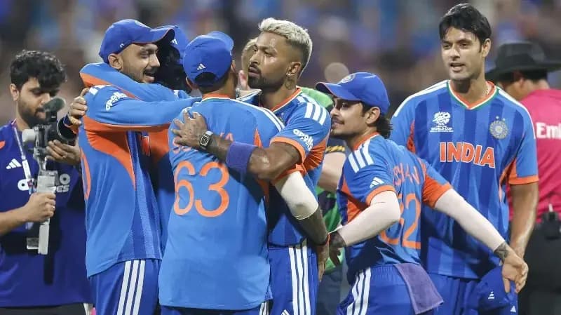 भारतीय टीम ने  T -20 विश्व कप 2026 के रोमांचक सेमीफाइनल में इंग्लैंड को 7 रन से पचड़ा